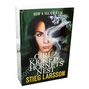 GIRL KICKED HORNETS NEST